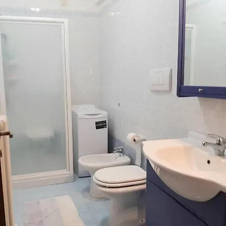 アパート Con Vista A